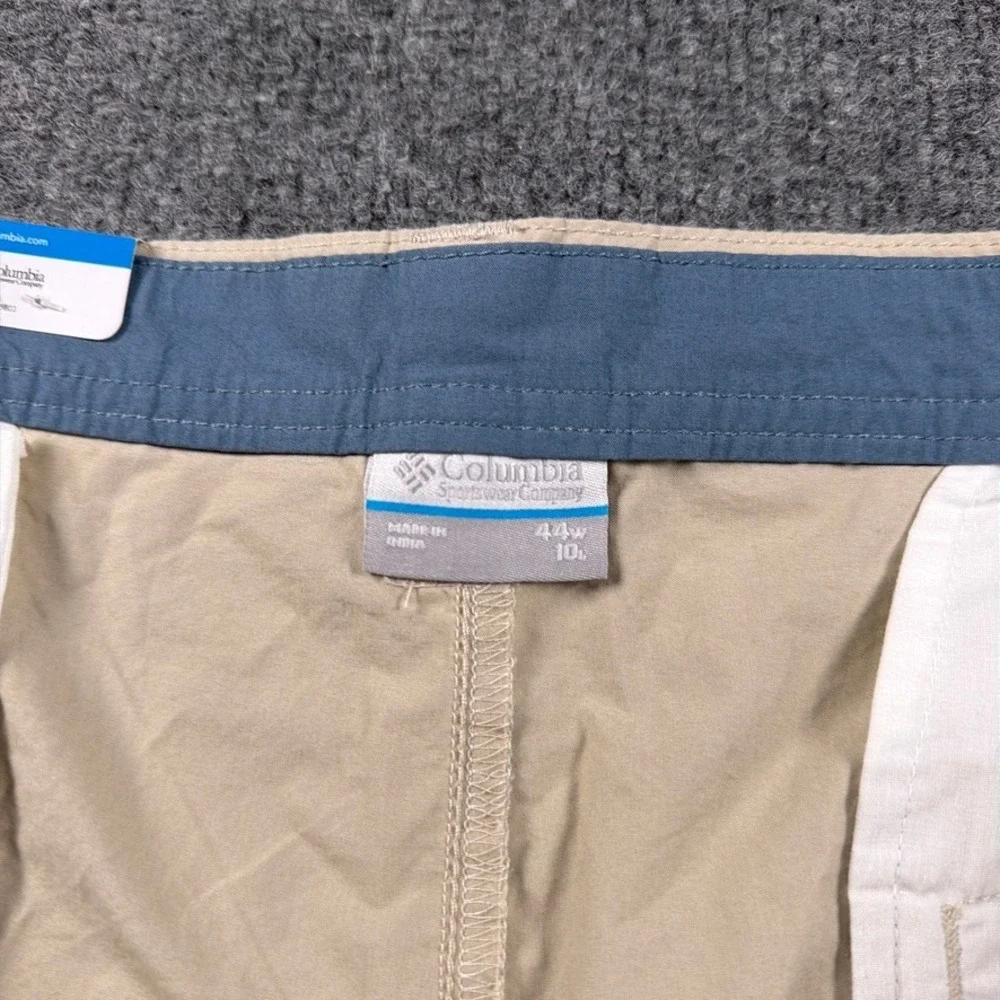 Columbia Washed Out Short Mens 44 Khaki Cotton 10 Inseam NWT